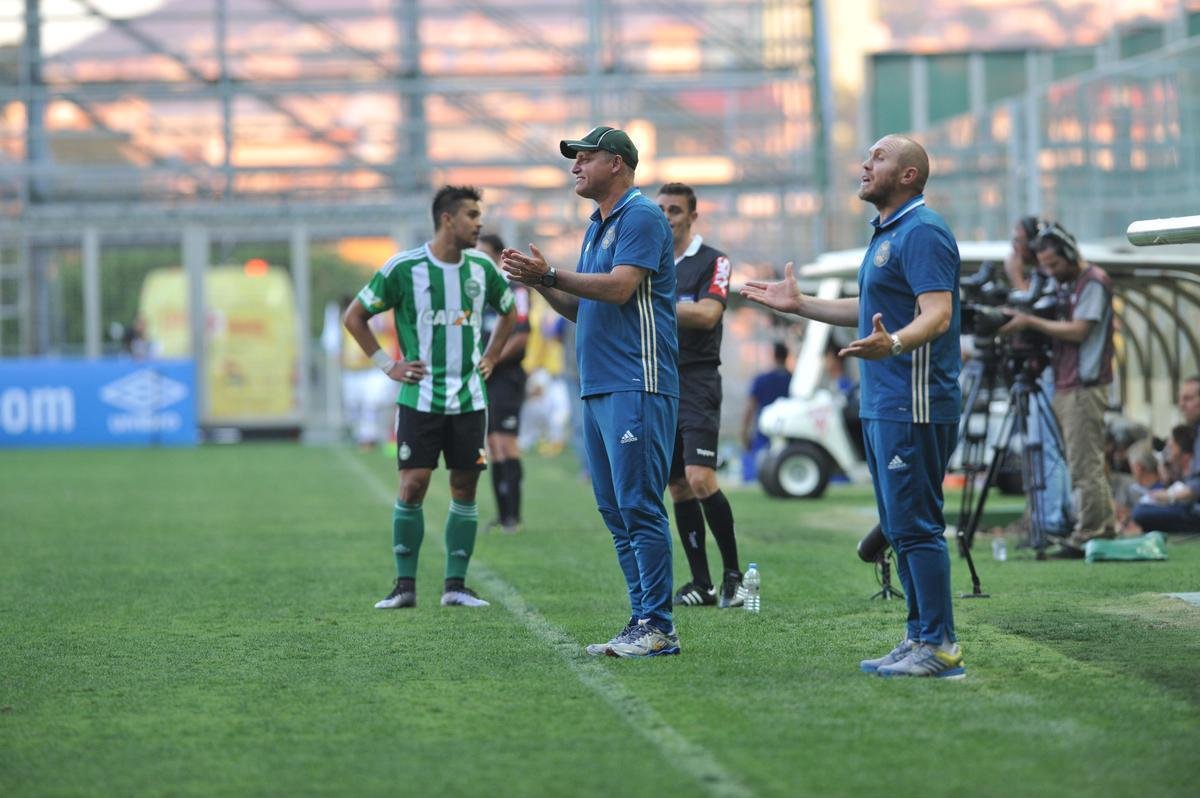 Imagens do jogo entre Cruzeiro e Coritiba, no Independncia, pela final do Campeonato Brasileiro Sub-20