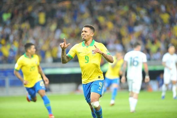 Fotos da vitria do Brasil sobre a Argentina, por 2 a 0, no Mineiro, pela semifinal da Copa Amrica; Gabriel Jesus e Firmino marcaram os gols da seleo em BH