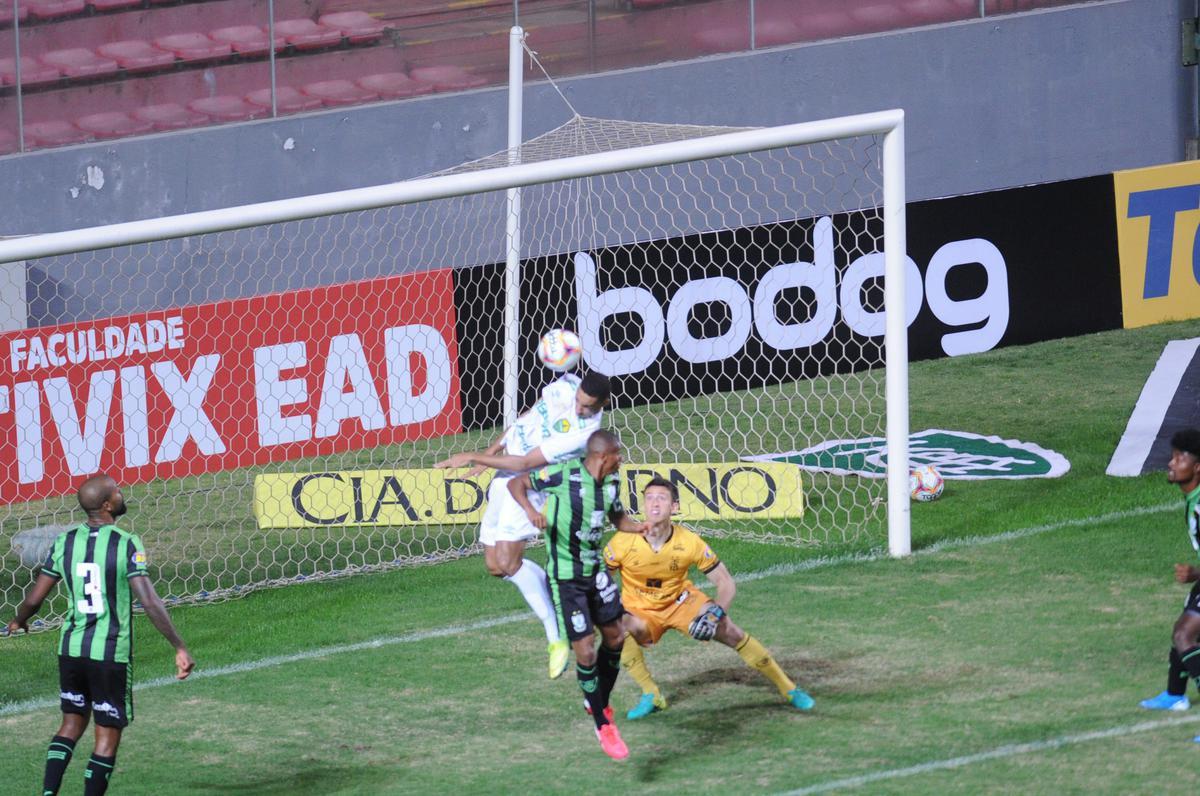 Fotos do jogo entre Amrica e Cuiab, no Independncia, em Belo Horizonte, pela segunda da Srie B do Brasileiro