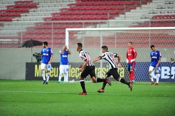 Cruzeiro vence Atltico por 4 a 2 nos pnaltis e conquista a Supercopa Sub-20, no Independncia