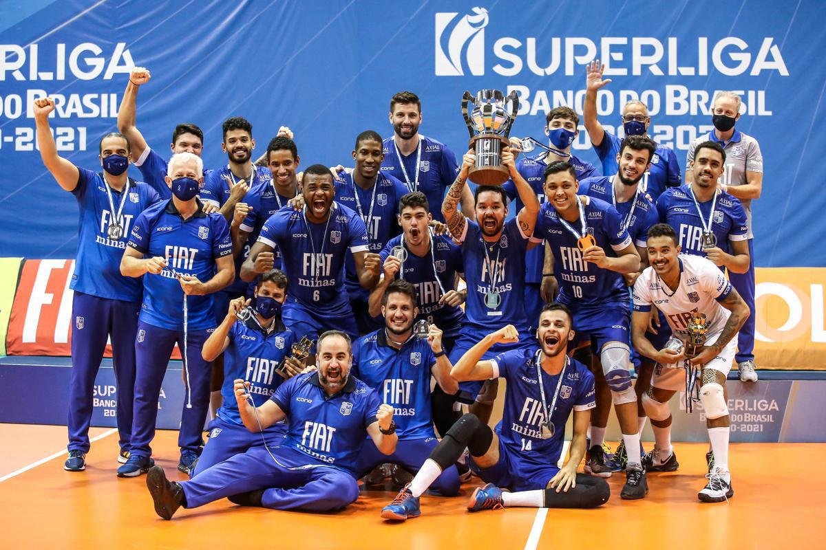 Minas no resistiu ao poderoso Taubat, perdeu por 3 sets a 0 e terminou a Superliga como vice-campeo