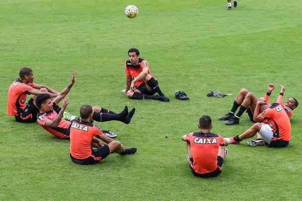 Novo atacante do Atltico participou de ltimo treino antes de clssico contra o Cruzeiro