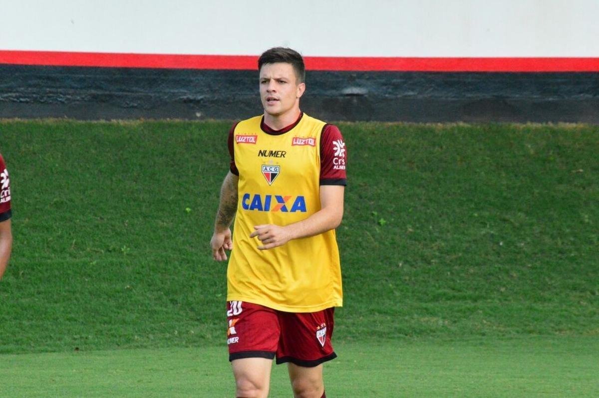 Renato Kayser (Atltico-GO) - Jogos: 31 / Gols: 7 - O atacante foi uma aposta do Cruzeiro no mercado, depois de seu bom desempenho no Tupi no Campeonato Mineiro. Repassado ao Atltico-GO, Kayser disputou 31 jogos na Srie B e marcou sete gols. Ele tem contrato de emprstimo at o fim do ano. O Drago est na 8 posio e luta por uma vaga na elite do futebol nacional.