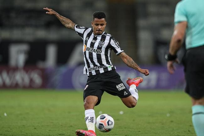 Fotos do jogo entre Atl�tico e Cerro Porte�o-PAR, no Mineir�o, em Belo Horizonte, pelo Grupo H da Copa Libertadores