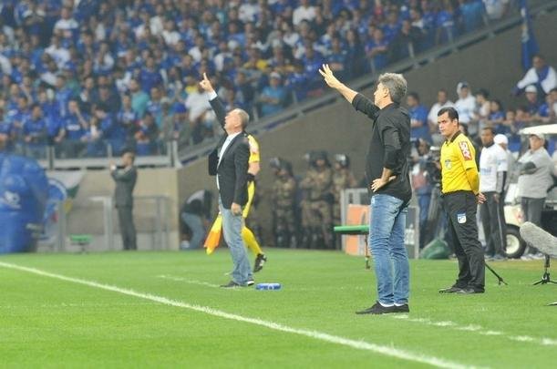 Fotos do primeiro duelo do duelo entre Cruzeiro e Grmio, no Mineiro, pela semifinal da Copa do Brasil