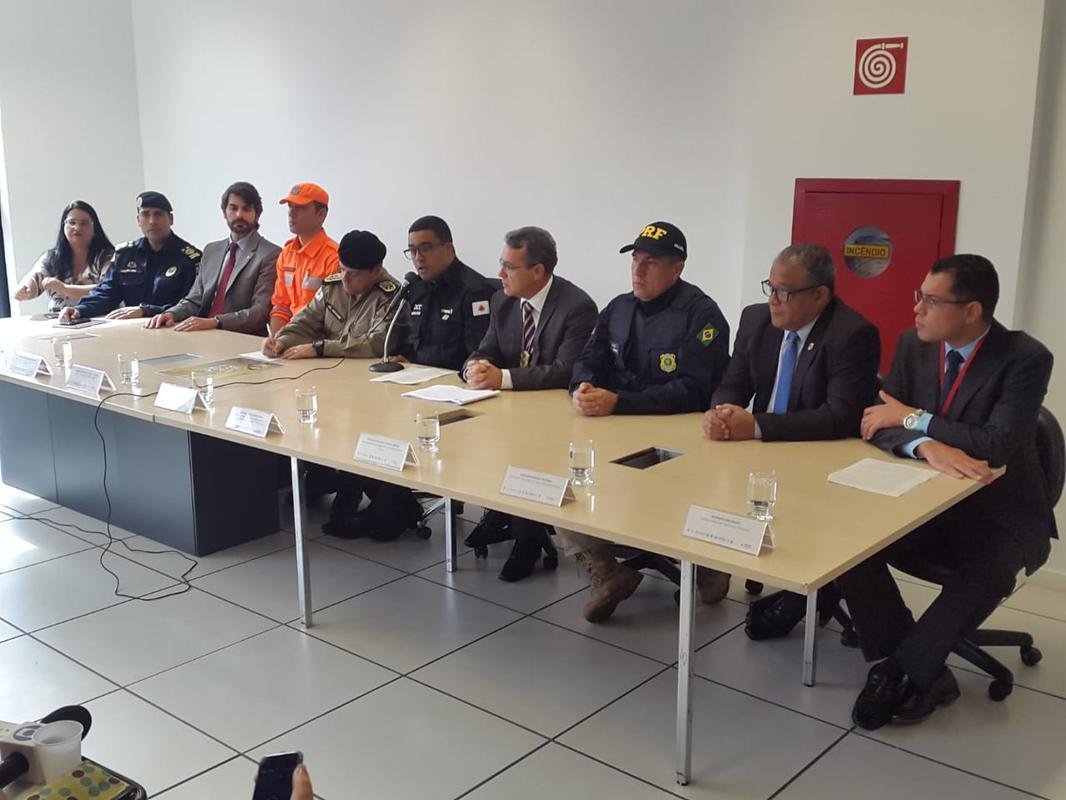 Assim como na Copa do Mundo de 2014, as instituies de segurana do estado vo atuar de forma integrada durante a Copa Amrica. As equipes de segurana de Minas Gerais que vo usar pela primeira vez nos trabalhos de grandes eventos uma plataforma de reconhecimento facial de pessoas em atitudes suspeitas. A tecnologia, ainda em forma de teste, permite que a atividade policial atue preventivamente em casos de risco.