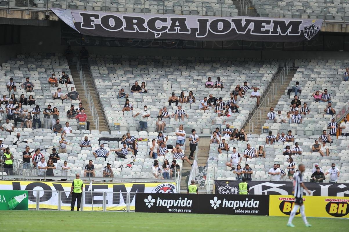 Fotos do jogo entre Atltico e Patrocinense, pelo Campeonato Mineiro