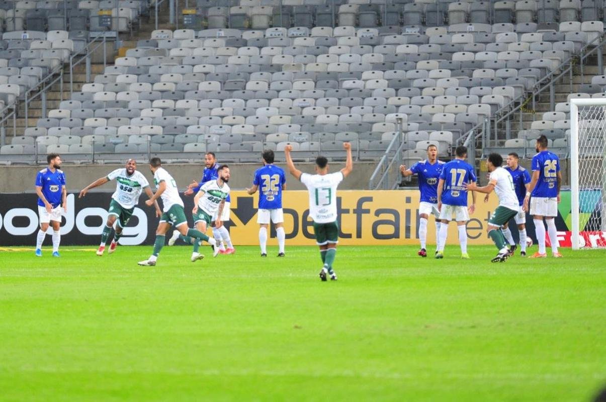 Fotos do jogo entre Cruzeiro e Guarani, no Mineiro, em Belo Horizonte, pela oitava rodada da Srie B do Campeonato Brasileiro de 2021