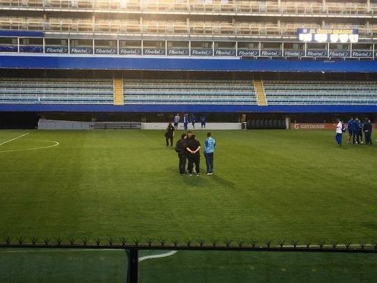 Fotos do mtico estdio de La Bombonera e do trabalho de reconhecimento feito pelo Cruzeiro