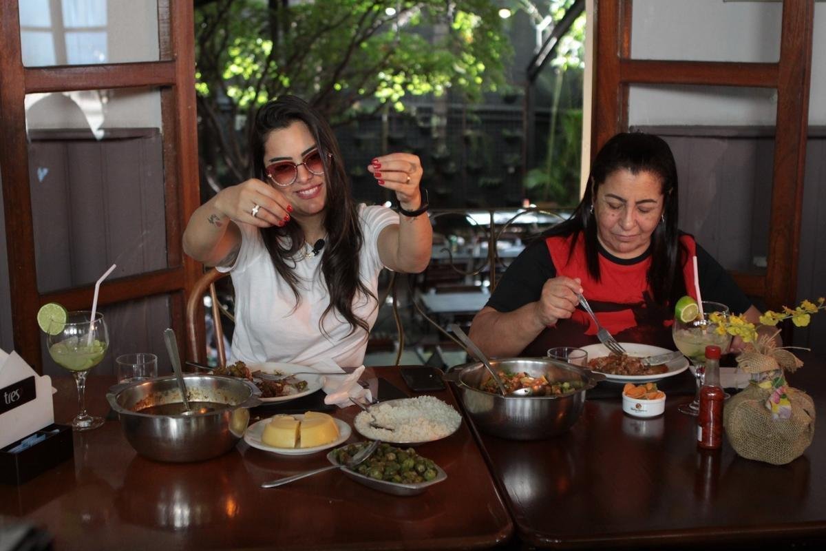 Na primeira vez de Larissa Riquelme em Belo Horizonte, levamos a modelo e apresentadora paraguaia para um verdadeiro banquete de pratos tpicos da culinria mineira. E ela adorou!