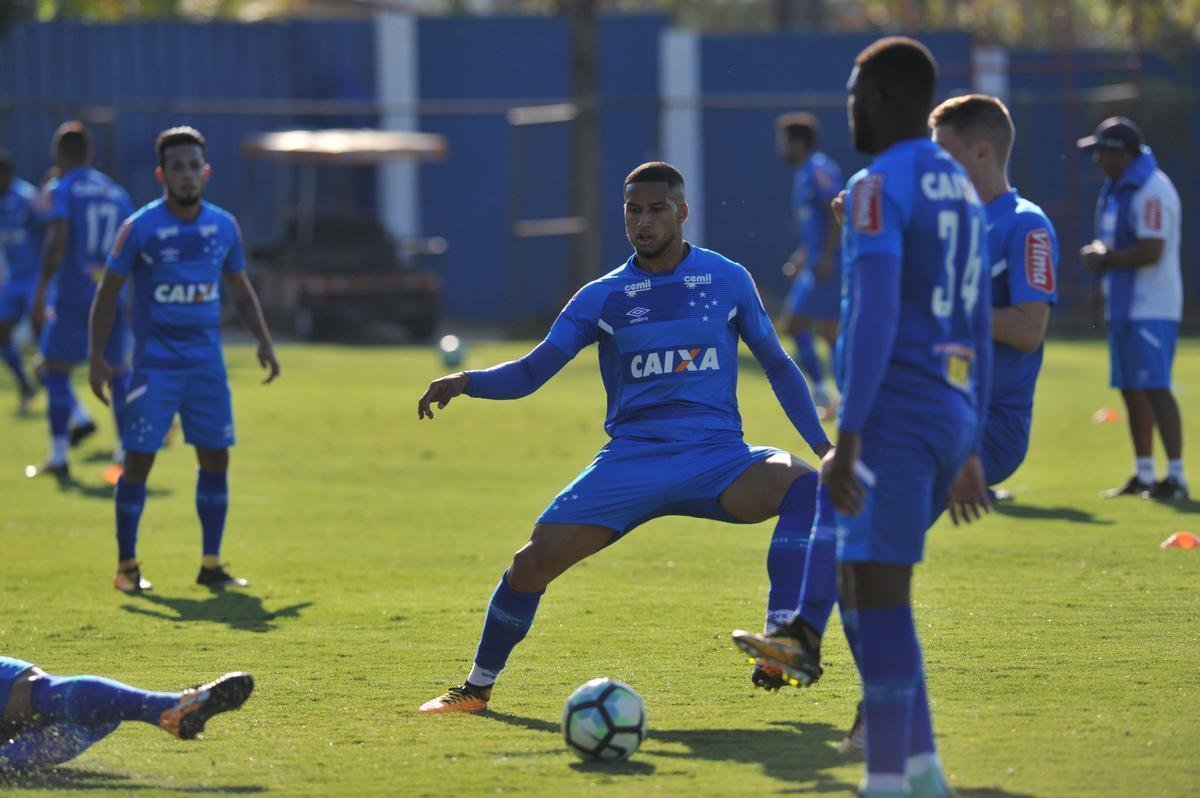 Imagens do treino do Cruzeiro na ltima atividade em Belo Horizonte antes da viagem ao Rio de Janeiro, para a final da Copa do Brasil contra o Flamengo, quinta-feira (7), no Maracan