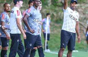 Com gols de Fred e Carlos Csar, Atltico vence jogo-treino contra Guarani de Divinpolis, na Cidade do Galo, por 2 a 0