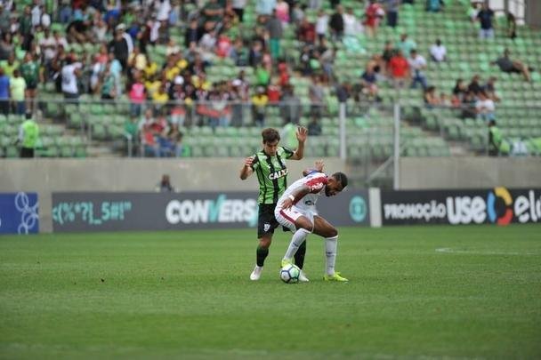 Equipes se enfrentaram na tarde deste sábado, pela 33ª rodada da Série A