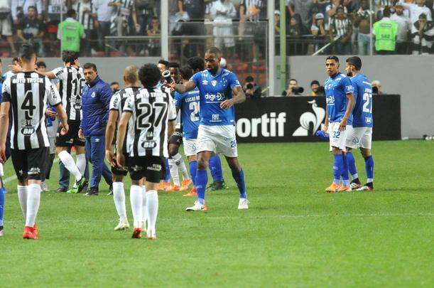 Atltico e Cruzeiro se enfrentaram pelas quartas de final da Copa do Brasil
