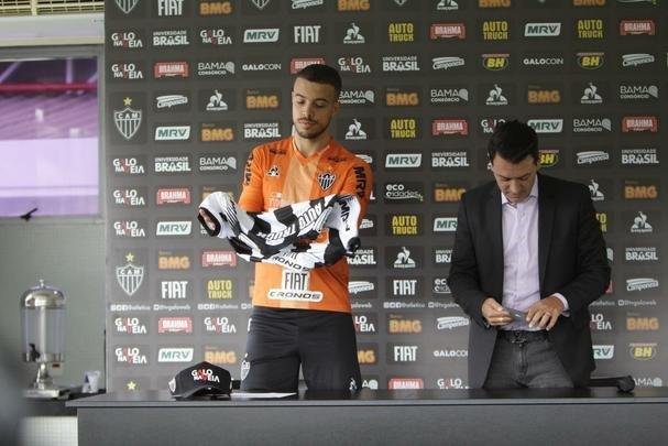 Jogador argentino  uma aposta do Galo para o ataque