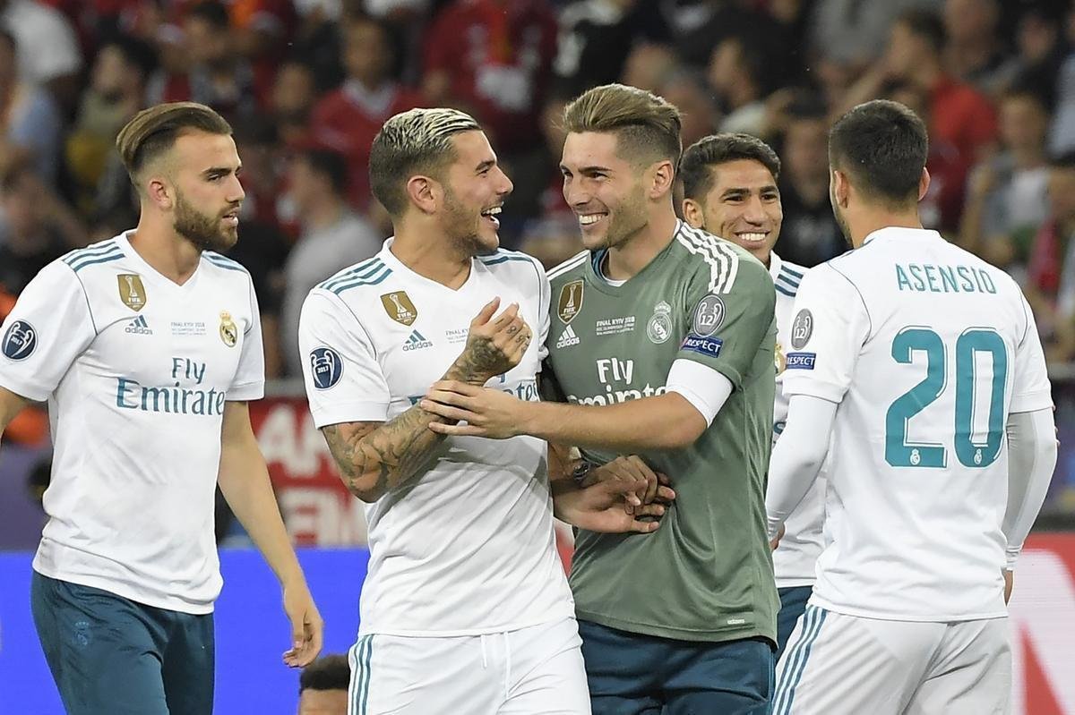 Festa do Real Madrid com a conquista da 13 Liga dos Campees, a terceira de forma seguida