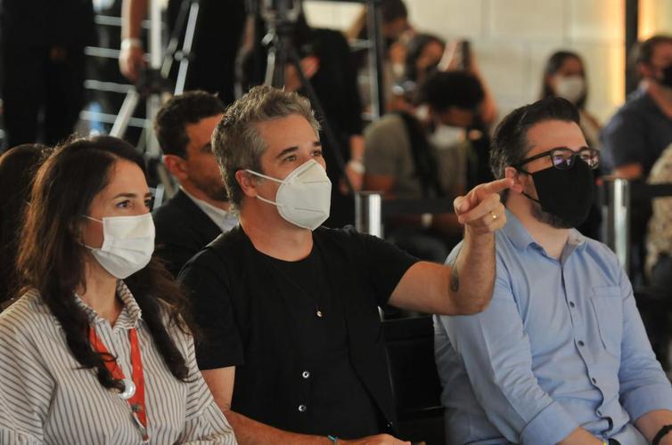 Personalidades no evento que anunciou detalhes da inauguração da Arena MRV. Na foto, o vocalista da banda Jota Quest, Rogério Flausino