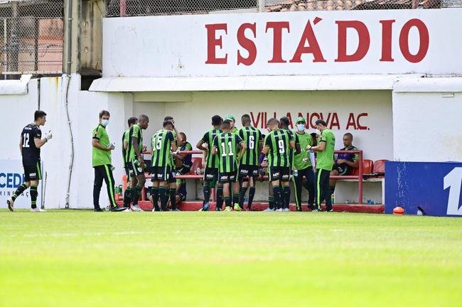 Jogo foi disputado com muito calor, em Nova Lima, na manh deste sbado 