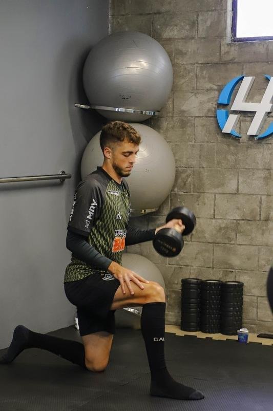 Jogadores do Atltico treinaram na Praia do Mucuripe, em Fortaleza