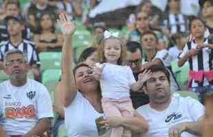 Torcida do Atltico acompanha duelo contra o Palmeiras, no Independncia