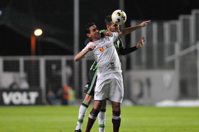 Fotos do jogo entre Amrica e Fluminense, no Independncia, em Belo Horizonte, pela 12 rodada do Campeonato Brasileiro
