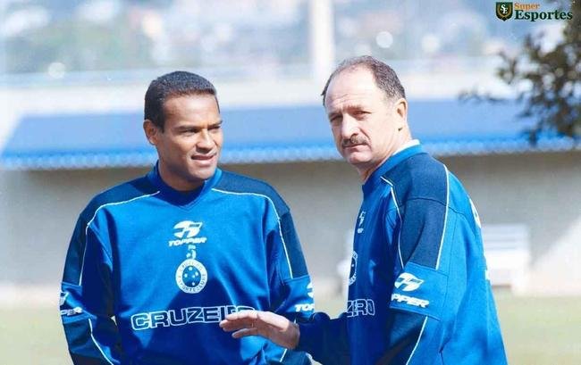 Felipo ao lado de Muller na Toca da Raposa I