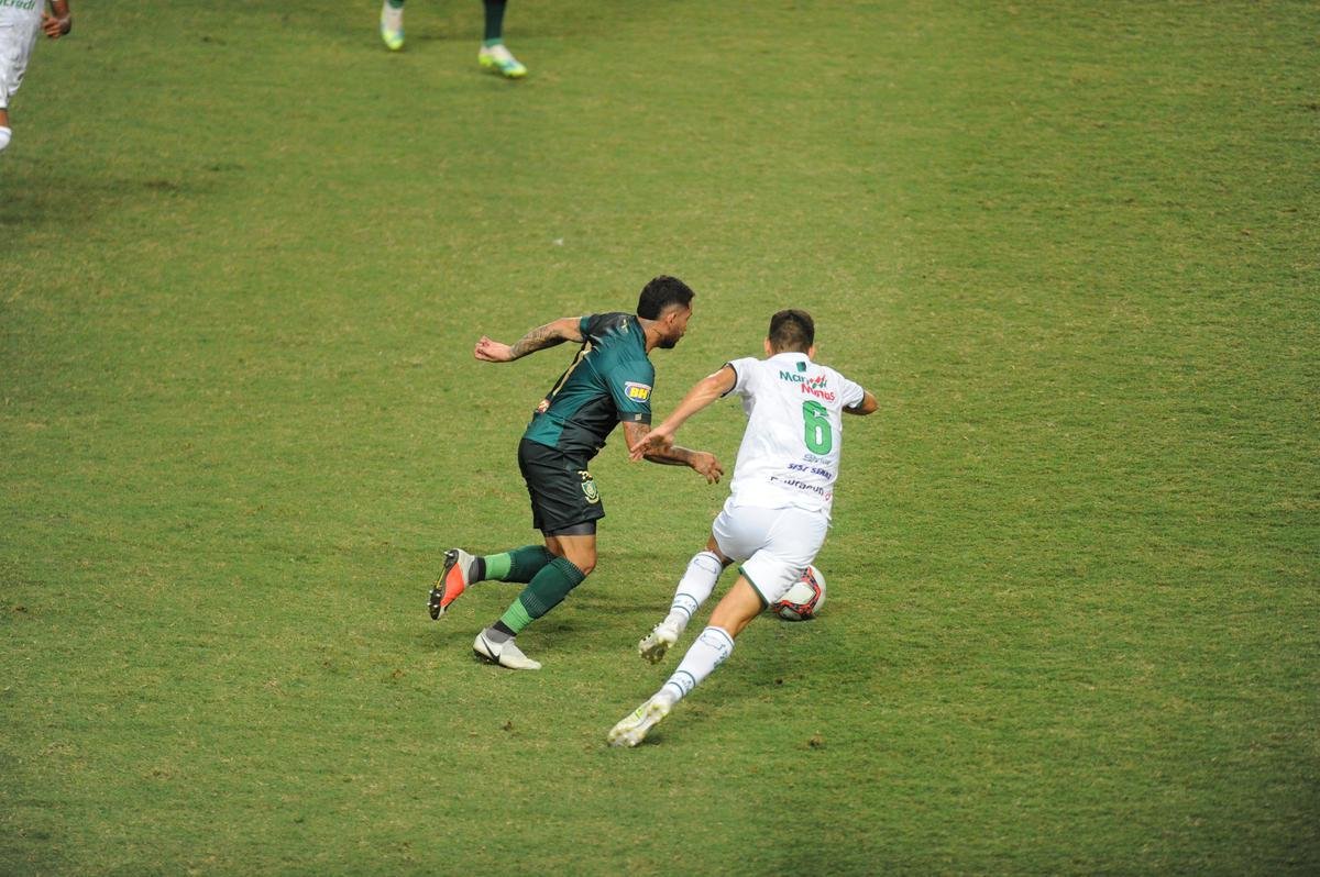 Fotos da vitria da Caldense sobre o Amrica, por 1 a 0, no Independncia, em Belo Horizonte, pela quarta rodada do Campeonato Mineiro de 2021. Atacante Amarildo marcou o nico gol da partida,