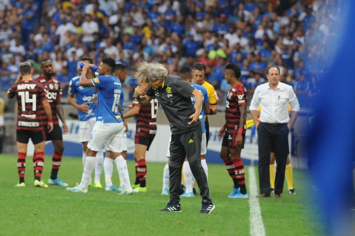 Cruzeiro e Flamengo se enfrentaram pela 20 rodada do Campeonato Brasileiro