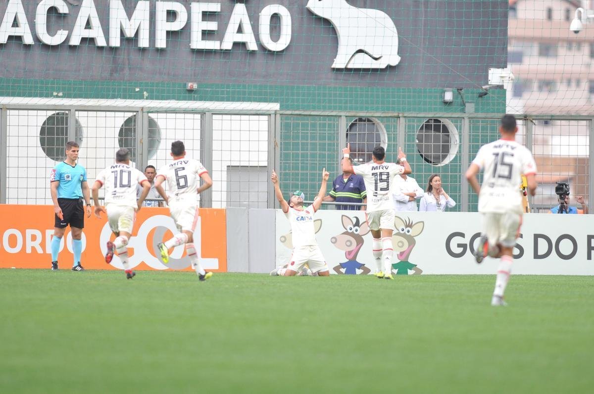 Fotos de Amrica x Flamengo, no Independncia, pela 21 rodada do Brasileiro