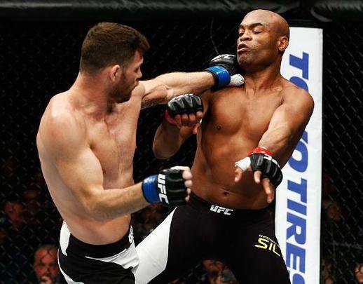Spider voltou ao UFC com revés. Brasileiro chegou a derrubar Bisping com uma joelhada, achou que tinha vencido por nocaute, mas round havia encerrado. No fim, brasileiro acabou perdendo luta por pontos
