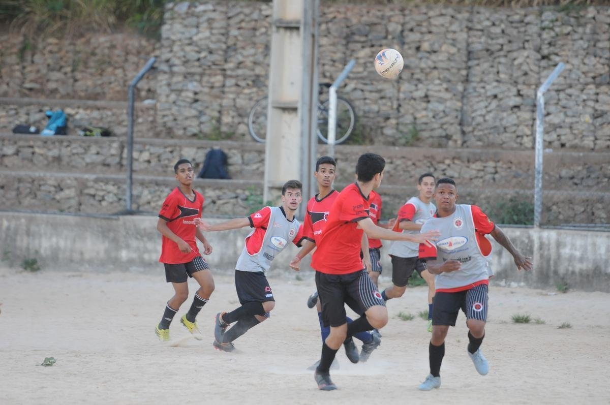 Tradicional clube amador de BH, Santa Cruz abriu espao para Marta no comeo da carreira