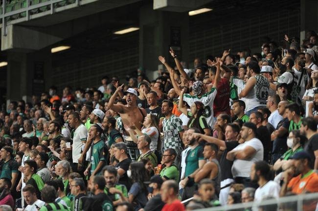 Fotos da derrota do Amrica para o Independiente del Valle, por 2 a 0, no Independncia, pelo Grupo D da Copa Libertadores
