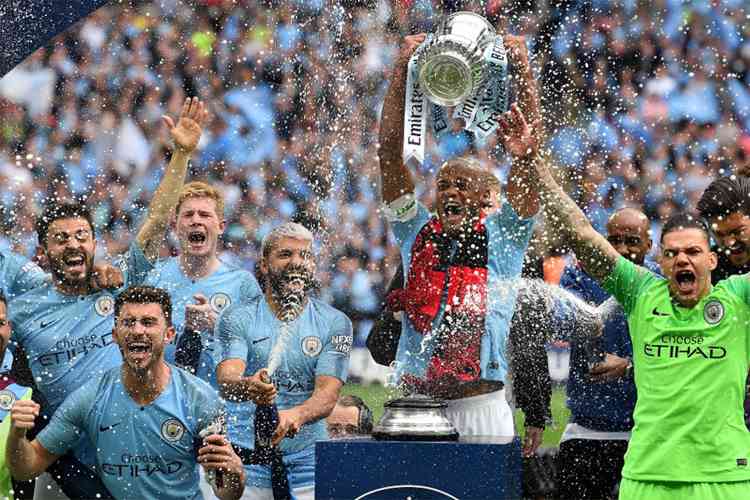 Clássico de Manchester pela final da Copa da Inglaterra é destaque