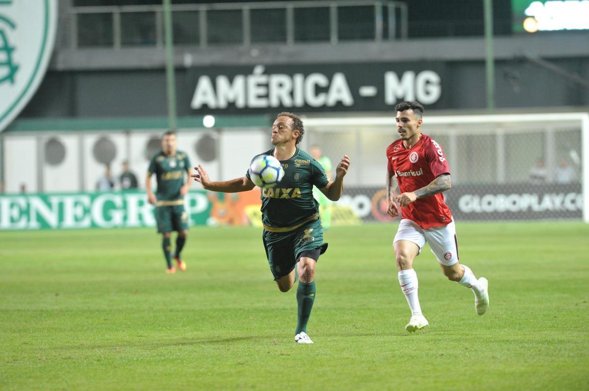 Fotos do jogo entre Amrica e Internacional, no Independncia, pela 15 rodada do Campeonato Brasileiro