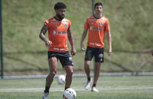 Fotos do primeiro treino de Junior Alonso no retorno ao Atltico