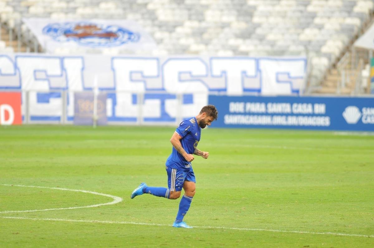 Fotos do clssico de ida da semifinal do Campeonato Mineiro, entre Cruzeiro e Amrica, no Mineiro, em Belo Horizonte