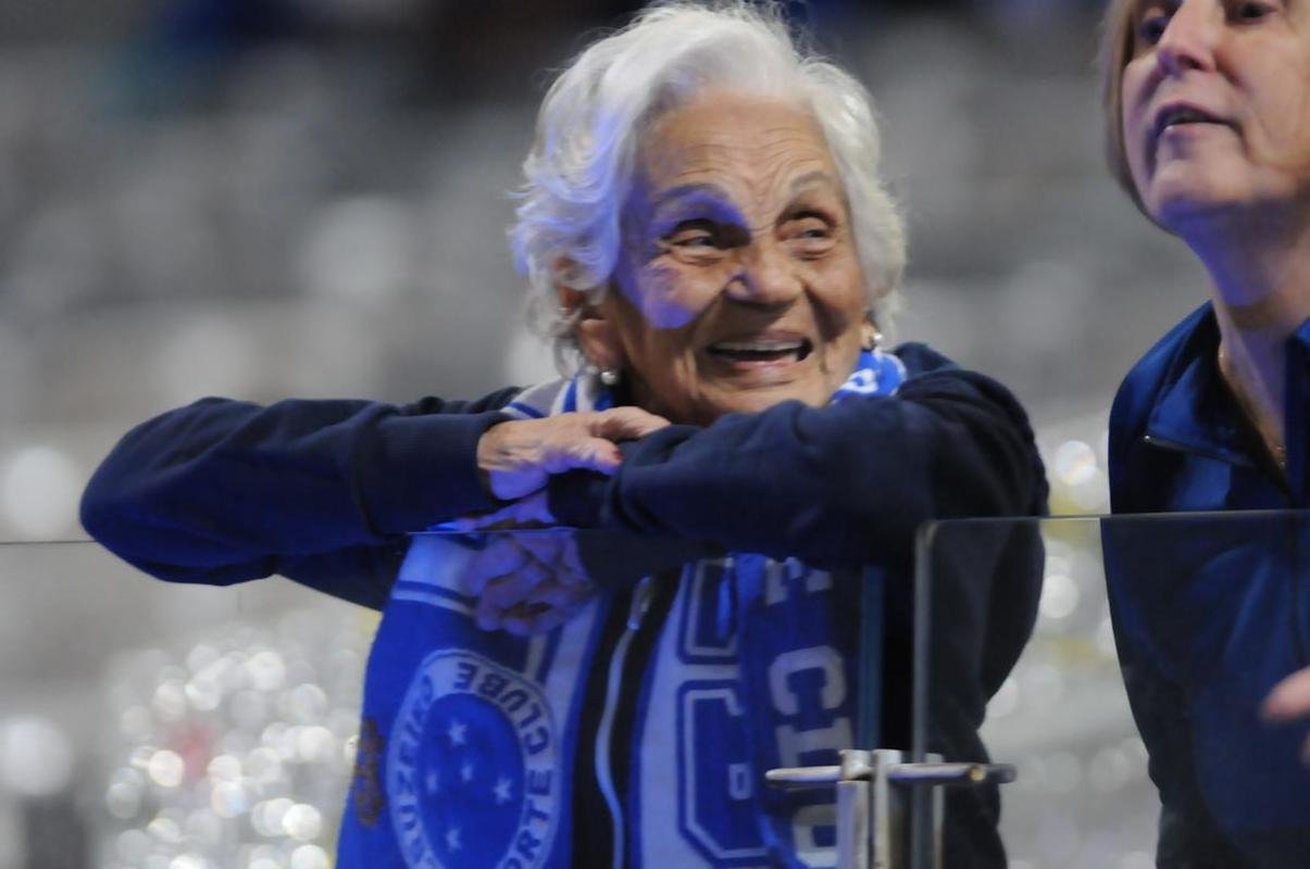 Torcedores do Cruzeiro no jogo com o Vila Nova, no Mineiro