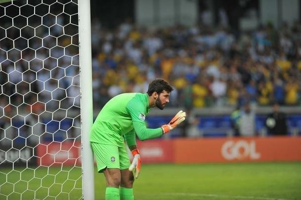 Fotos da vitria do Brasil sobre a Argentina, por 2 a 0, no Mineiro, pela semifinal da Copa Amrica; Gabriel Jesus e Firmino marcaram os gols da seleo em BH