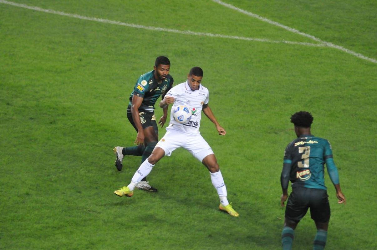 Fotos do jogo entre Amrica e Cricima, no Independncia, em Belo Horizonte, pela terceira fase da Copa do Brasil.