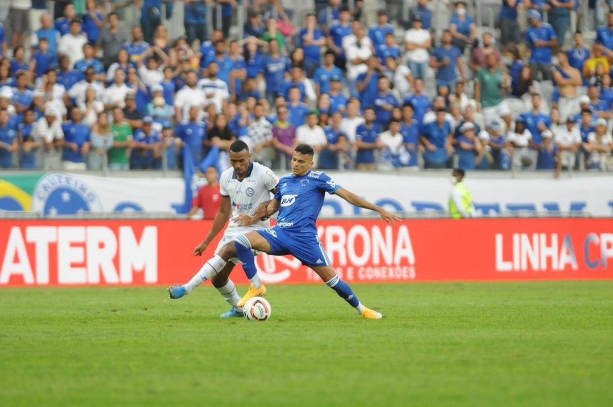 Fotos da partida entre Cruzeiro e Bahia, no Mineir�o, pela 20� rodada da S�rie B do Brasileiro