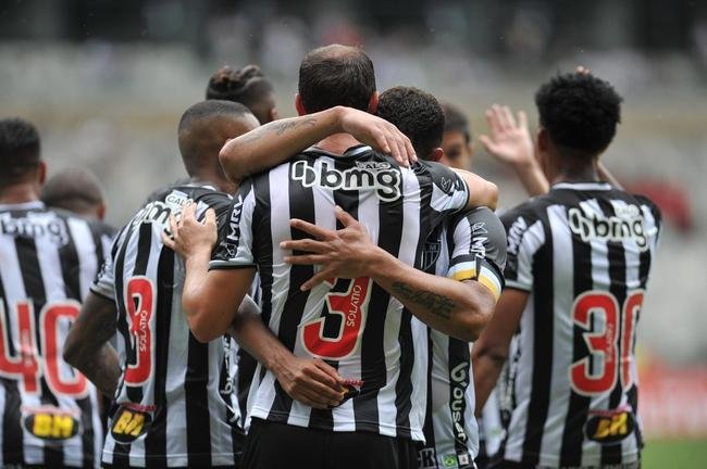 Fotos do jogo entre Atltico e Patrocinense, pelo Campeonato Mineiro