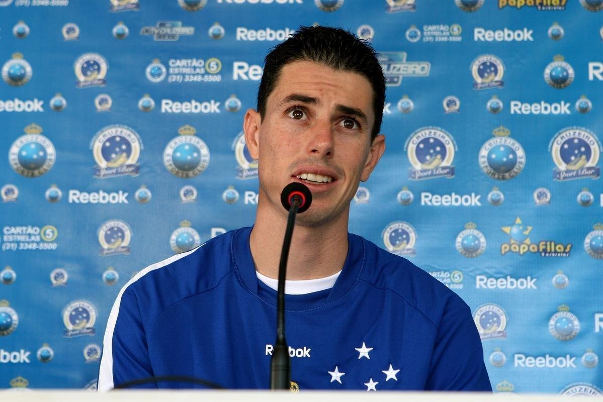 Atacante Alessandro (Flamengo: 2006-2006 / Cruzeiro: 2009)
