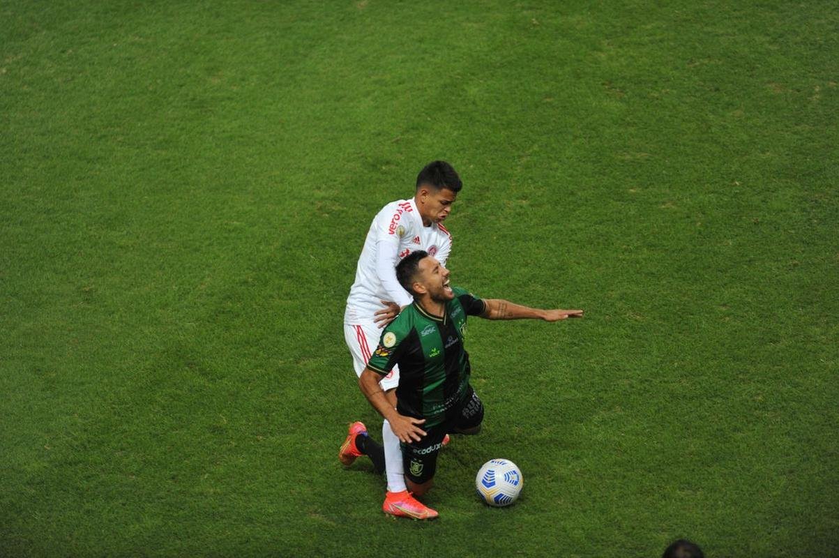 Fotos do jogo entre Amrica e Internacional, no Independncia, em Belo Horizonte, pela stima rodada da Srie A do Campeonato Brasileiro de 2021