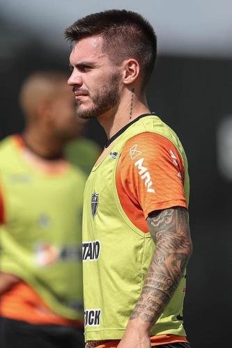 Outro jogador que testou positivo para COVID-19 foi o meia Nathan.