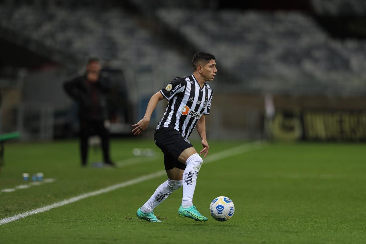 3 Savarino - 9 assistncias
