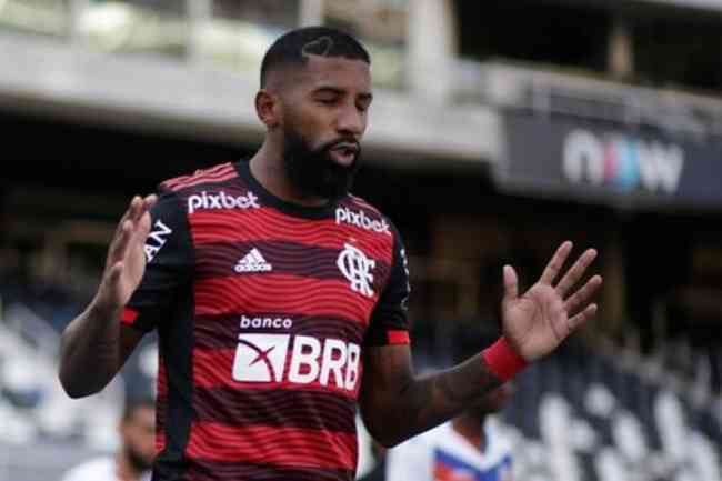 Rodinei  titular do Flamengo e pode deixar o clube de graa no fim do ano