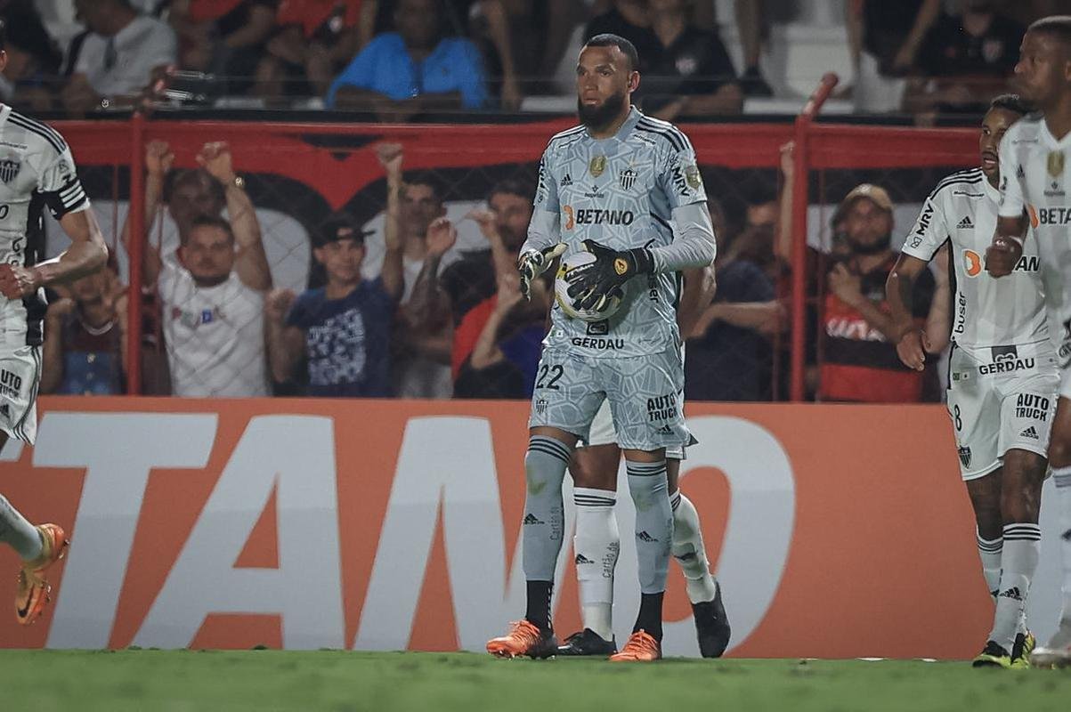 Atltico-GO x Atltico: veja fotos do jogo pelo Brasileiro