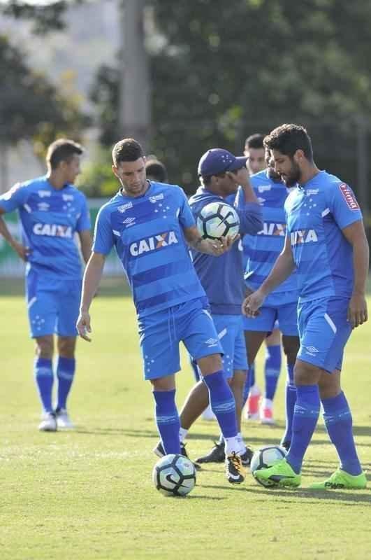 Imagens do treino do Cruzeiro nesta tera-feira (25/07) na Toca da Raposa II