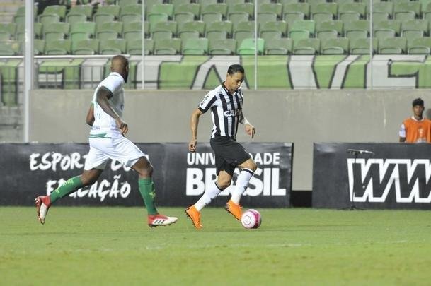Imagens do clssico de ida da semifinal do Mineiro, entre Atltico e Amrica, no Independncia