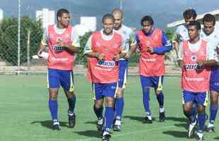 DEZEMBRO - Dia a dia de treinos do Cruzeiro na temporada que culminou com a Trplice Coroa